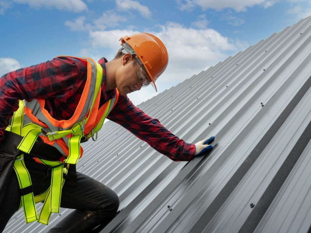 Photo of Roofers on The Job in Fort Lauderdale